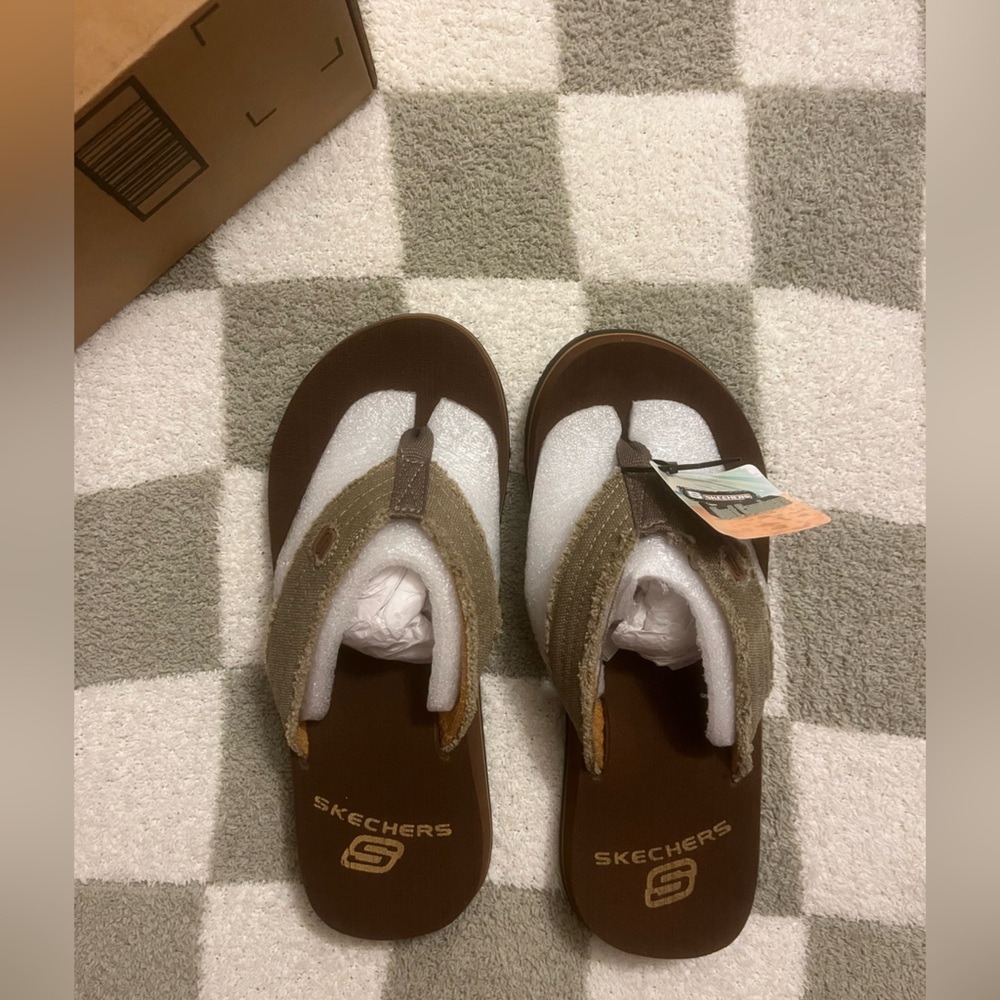 Skechers Surf Combers Sandals / Flip Flops - BNWT